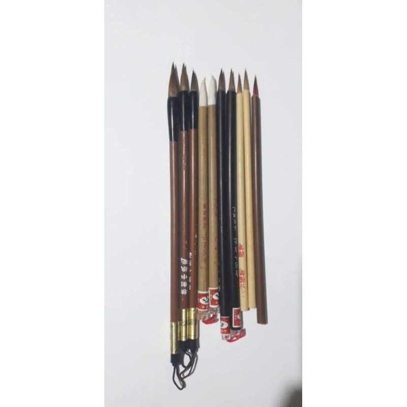 Bộ 10 bút cả mành cuốn